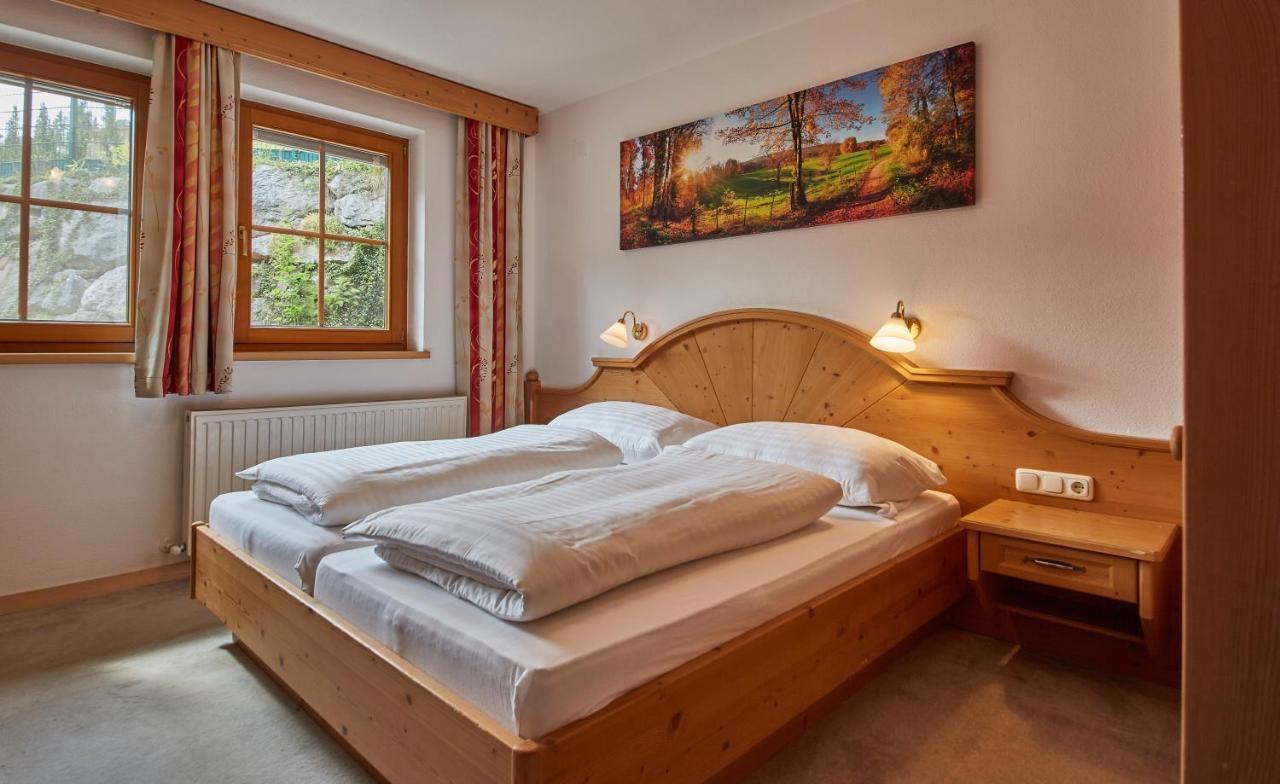 Holiday Lodge Frei & Wild Viehhofen Exteriör bild